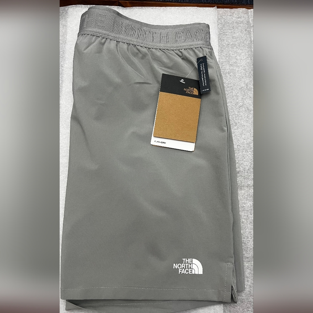 The North Face Women's Wander Shorts Meld Grey - Picture 2 of 10